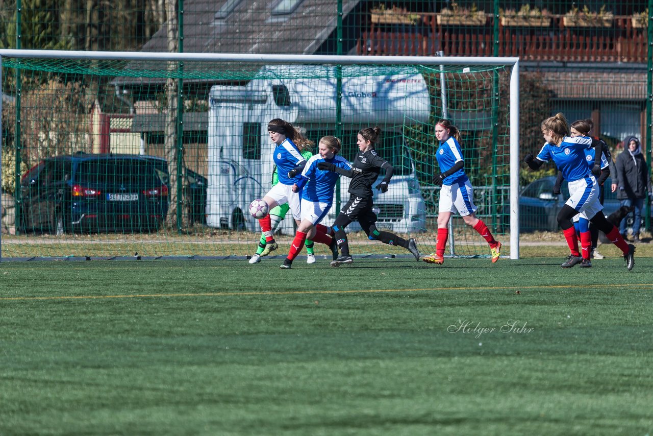 Bild 371 - B-Juniorinnen Halbfinale SVHU - Holstein Kiel : Ergebnis: 3:0